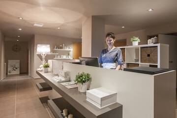Spa reception