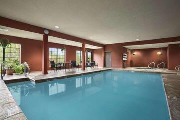Super 8 by Wyndham Troy