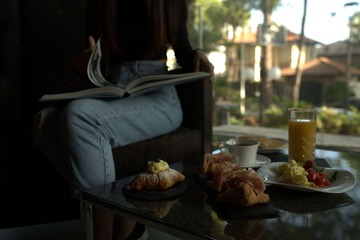 Breakfast meal