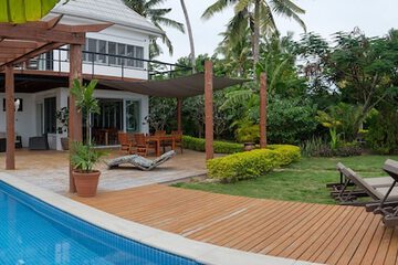 Private pool