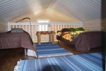 Photo 33