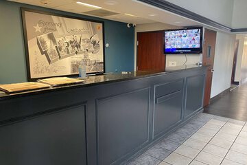 Hotel Interior 5 of 16