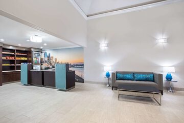 Hotel Interior 9 of 27