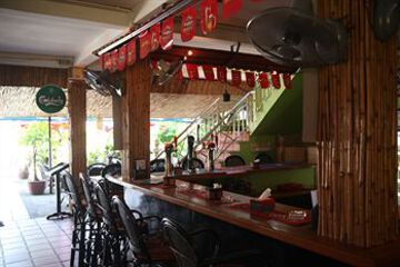 Hotel Bar
