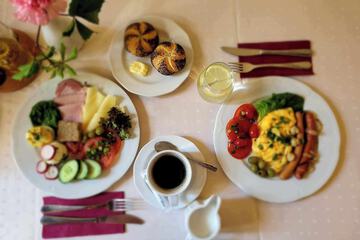 Breakfast meal