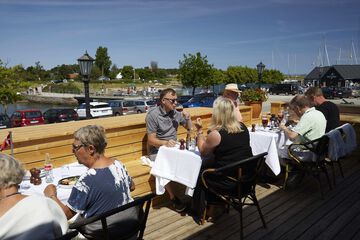 Sundeck