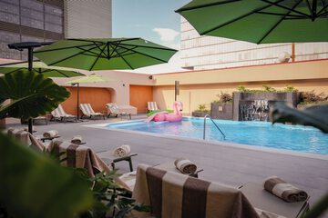 Rooftop pool