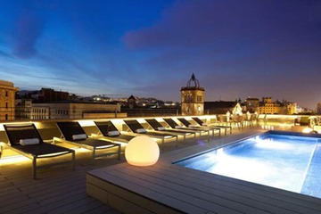 Rooftop pool
