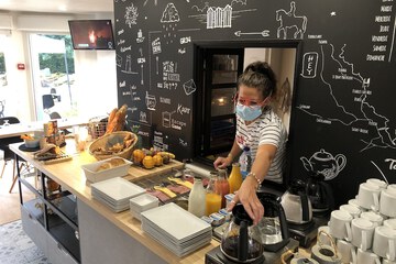 Breakfast area