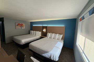 Super 8 by Wyndham Mankato