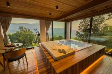 Jetted tub