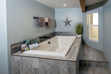 Jetted tub