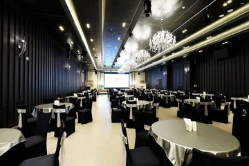 Indoor wedding