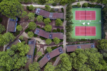 Tennis court