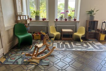 Children's play area - outdoor