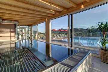 Indoor spa tub