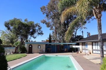 BBQ/picnic area