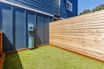 Pet-friendly amenities