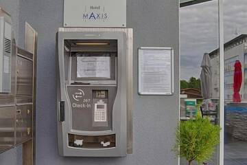 Check-in/check-out kiosk