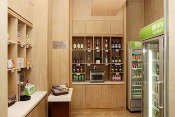 Snack bar