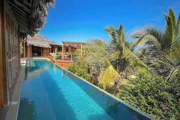 Infinity pool