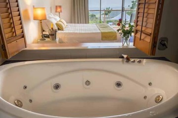 Jetted tub
