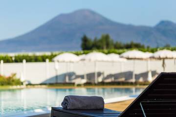 Infinity pool