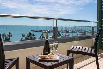 Beach/ocean view
