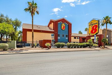 Super 8 by Wyndham Marana / Tucson Area