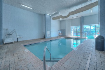 Indoor/outdoor pool