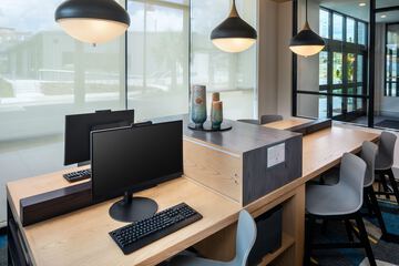 Business Center 41 of 41