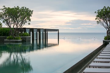 Infinity pool
