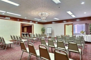  Rodeway Inn Carmel (Previously; Comfort Suites Carmel) 28