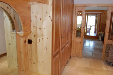 guest_rooms