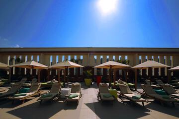 Sundeck