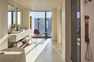 Room 14 of 49