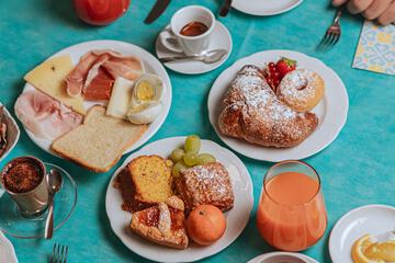 Breakfast buffet