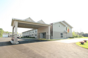 Super 8 by Wyndham Pulaski