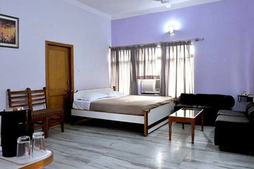 guest_rooms