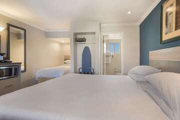 Room 17 of 24