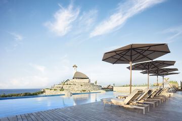 Rooftop pool