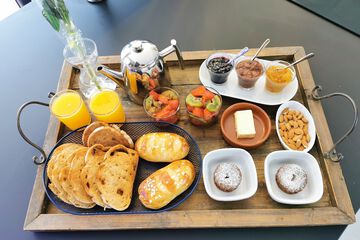 Breakfast meal