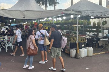 Shopping mall