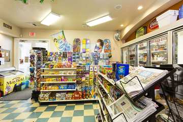 Snack bar
