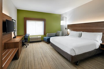 Room 13 of 42