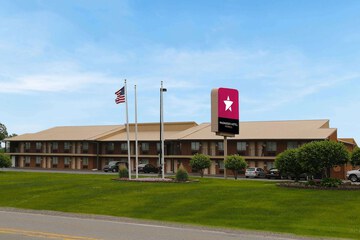 Magnuson Hotel Howell