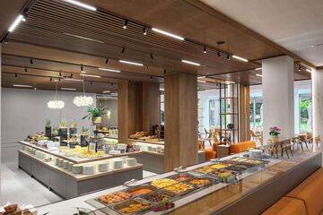 Breakfast area