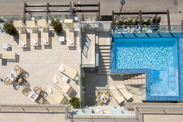 Rooftop pool