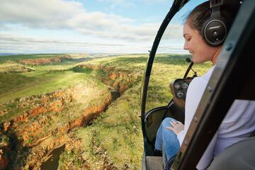 Helicopter/plane tours