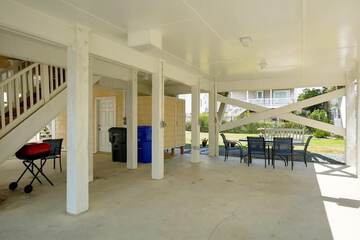 Property Grounds 28 of 30